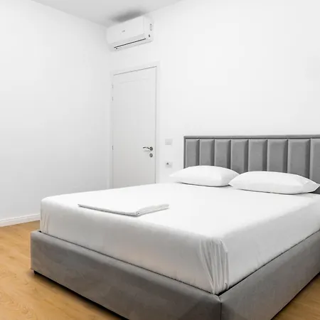 Apartamento Jd Luxury 2 *